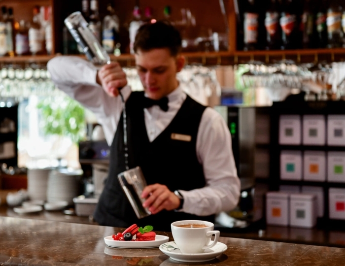 Лобби бар «Летний сад» - Отель Moscow Country Club / Москоу Кантри Клаб